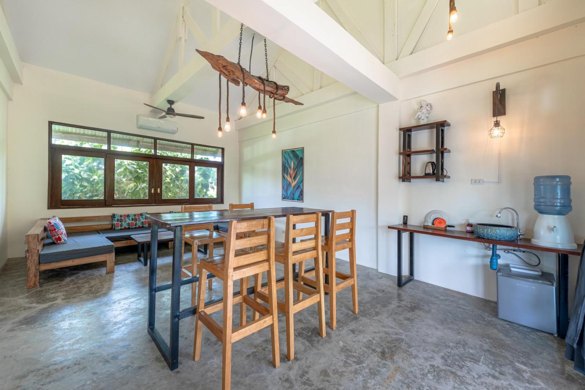 Ohana Resort Siargao Генерал-Луна Экстерьер фото