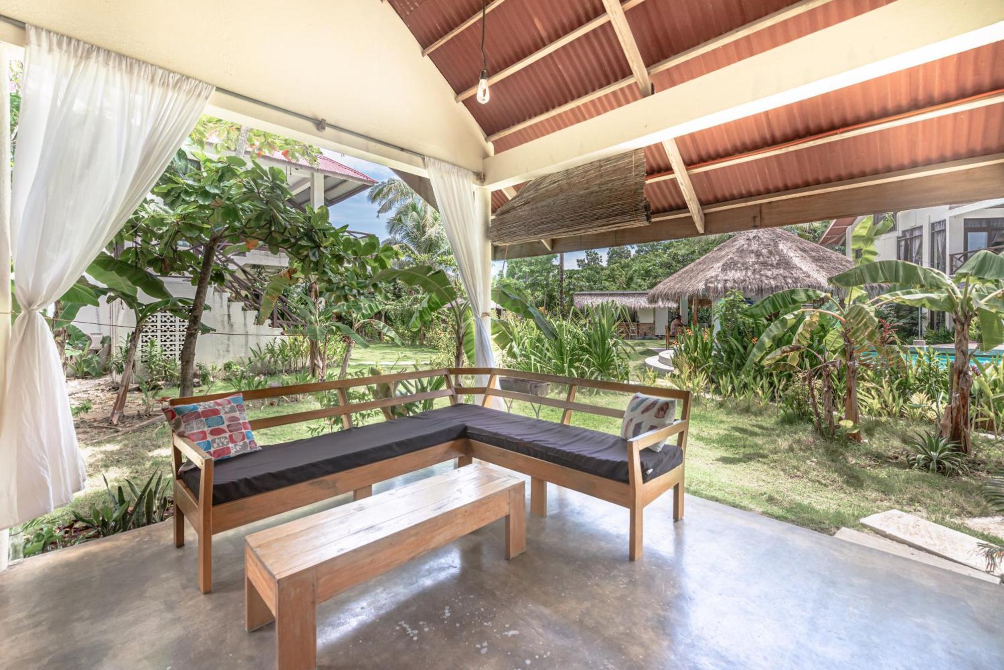 Ohana Resort Siargao Генерал-Луна Экстерьер фото